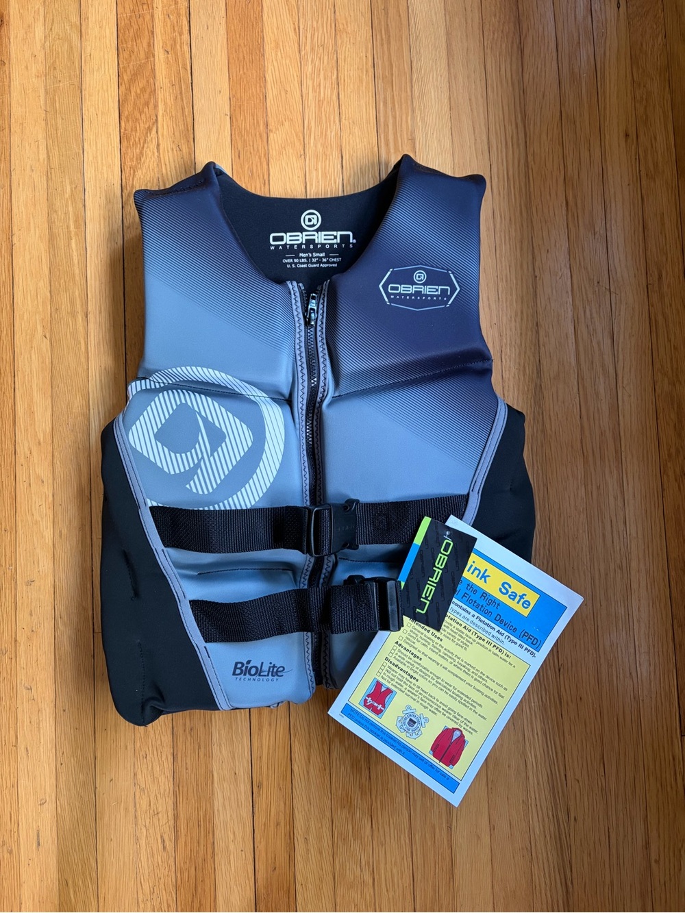 NWT Men’s Grey Swim Life Vest with Front Zip & Dual Buckles